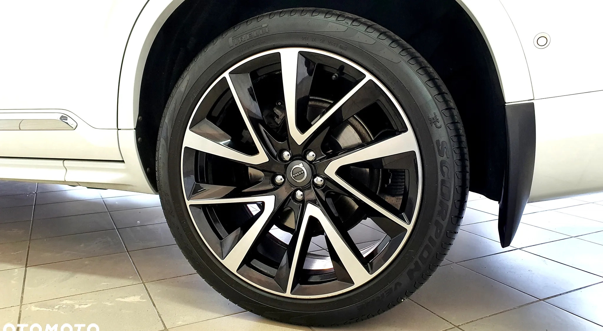 Volvo XC 90 cena 197900 przebieg: 125000, rok produkcji 2019 z Zalewo małe 781